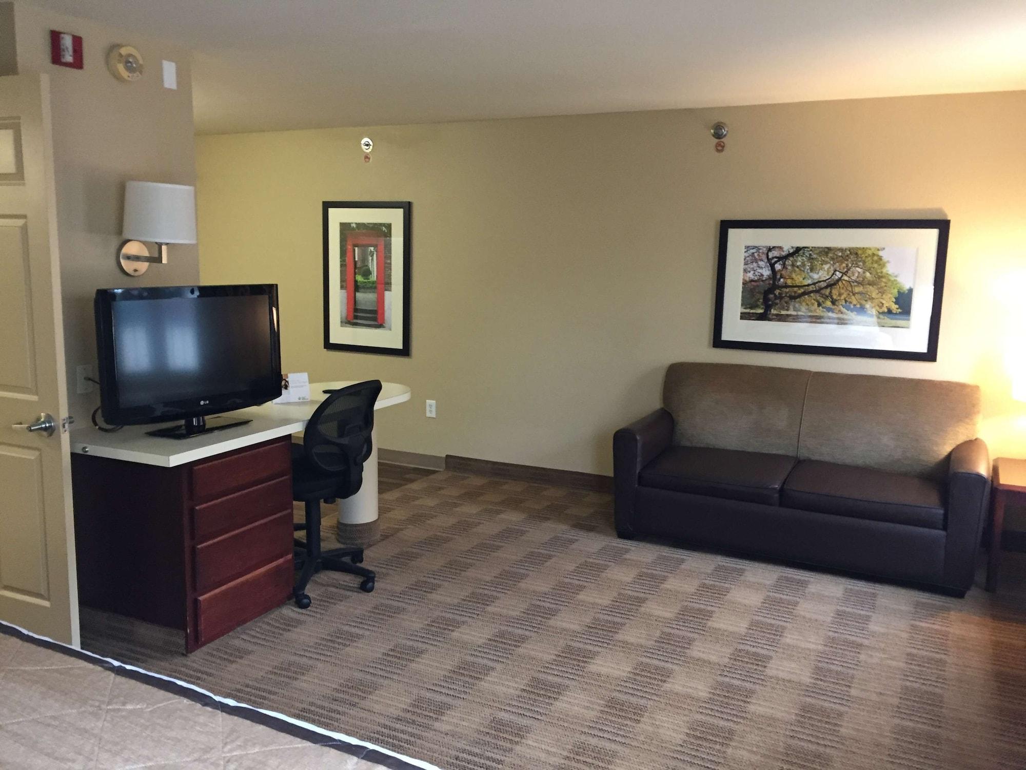 Extended Stay America Select Suites - Orlando - Maitland - Summit Tower Blvd Алтамонте-Спрингс Екстер'єр фото