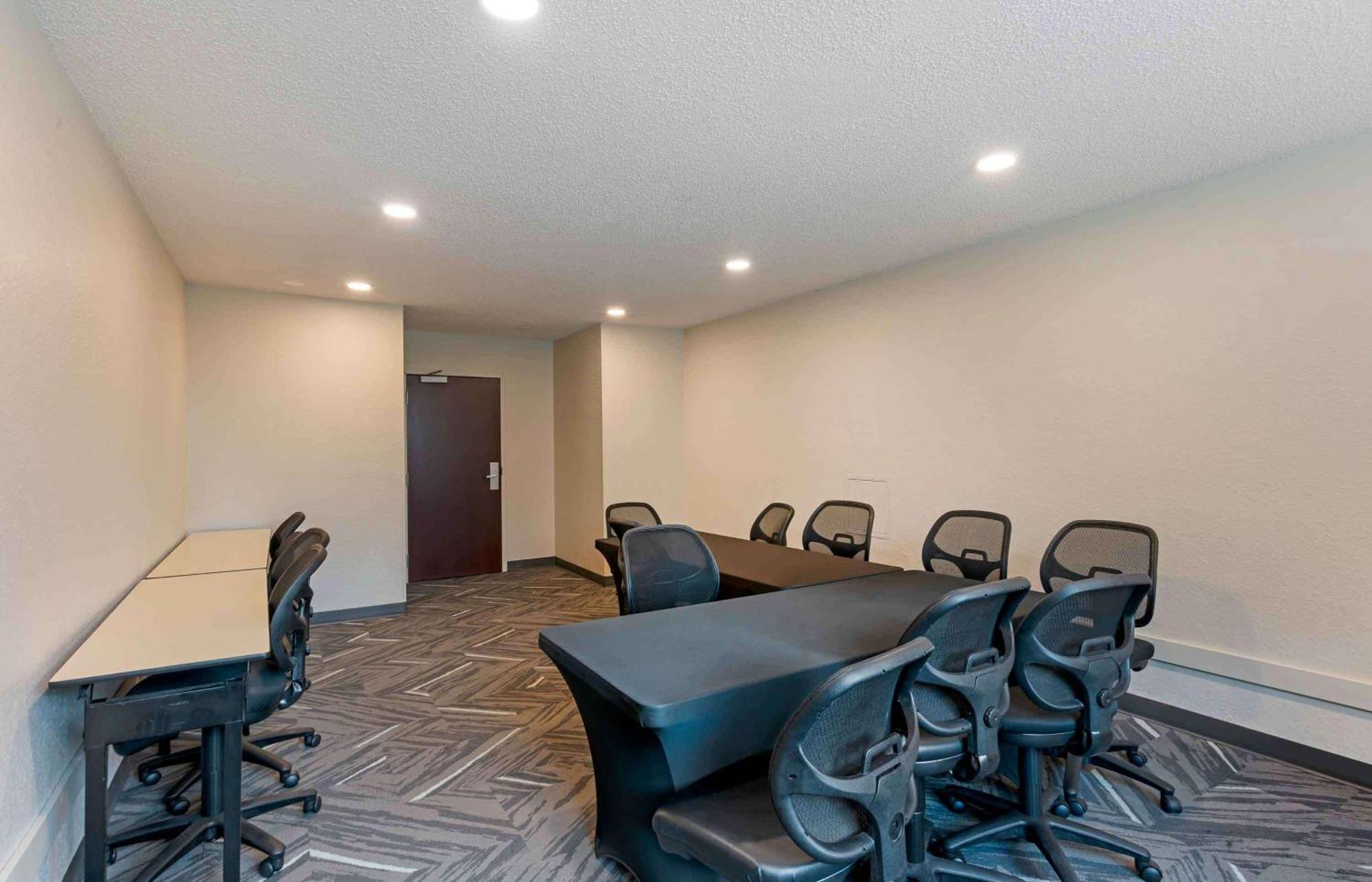 Extended Stay America Select Suites - Orlando - Maitland - Summit Tower Blvd Алтамонте-Спрингс Екстер'єр фото