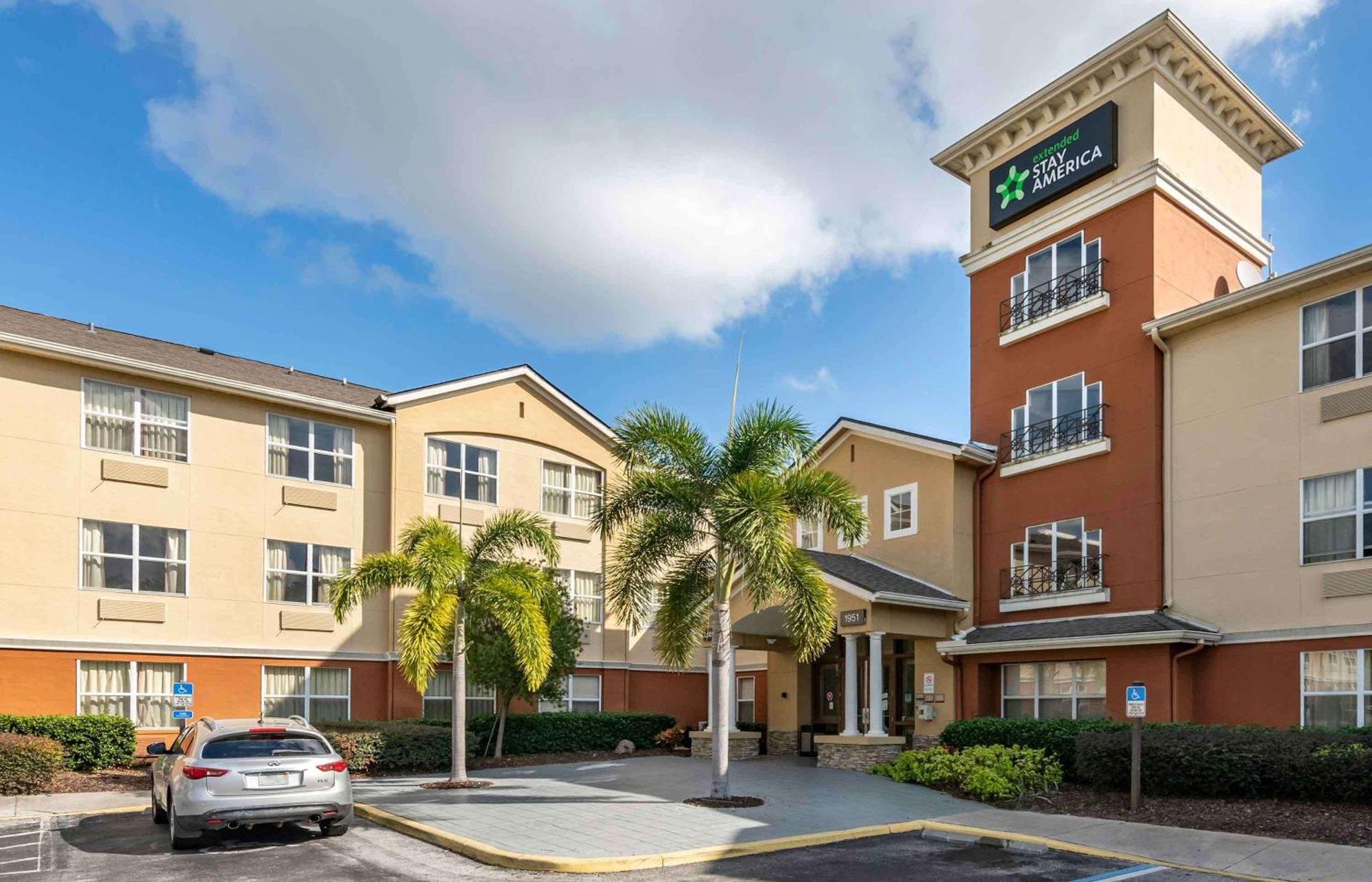 Extended Stay America Select Suites - Orlando - Maitland - Summit Tower Blvd Алтамонте-Спрингс Екстер'єр фото