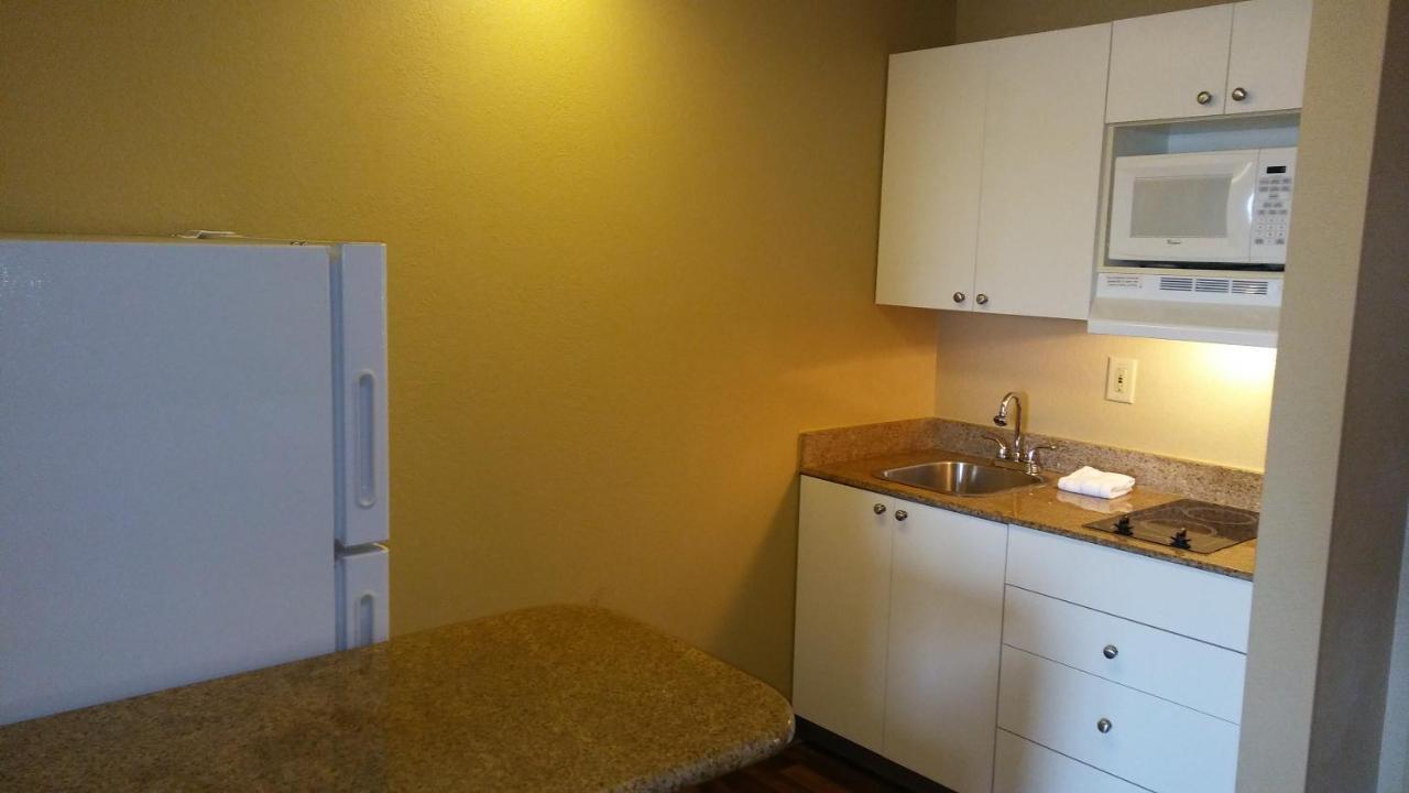 Extended Stay America Select Suites - Orlando - Maitland - Summit Tower Blvd Алтамонте-Спрингс Екстер'єр фото